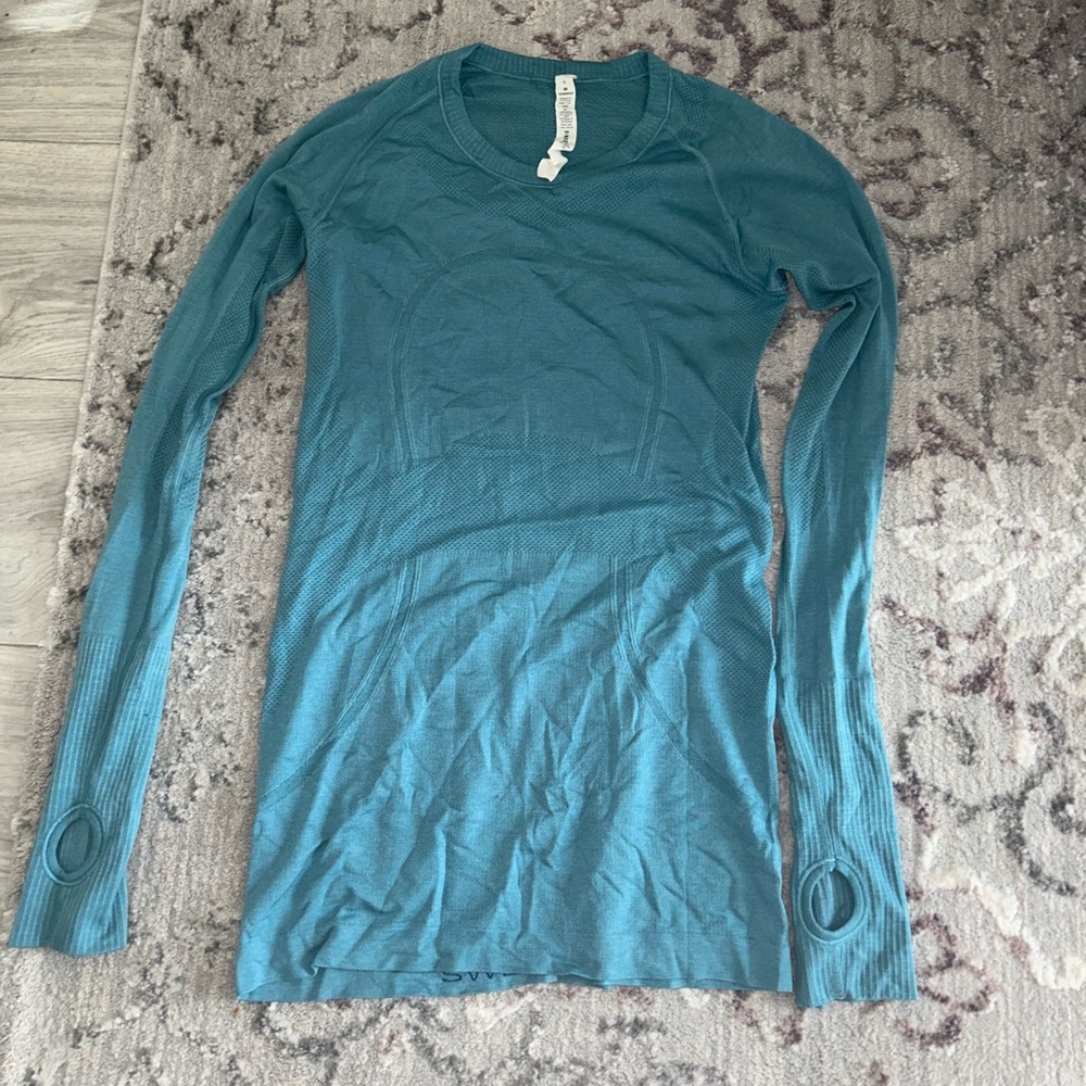 Lululemon Swiftly Tech Long sleeve